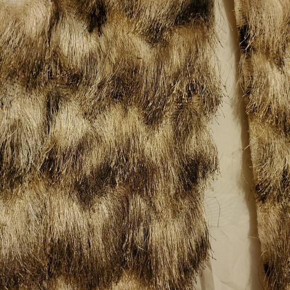 Fringed Vest - Picture 2 of 6